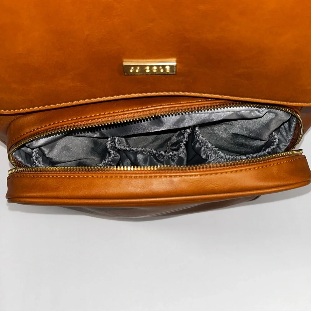 JJ‎ Cole Brookmont Backpack Diaper Bag With Changing Mat!! And Washable Liner